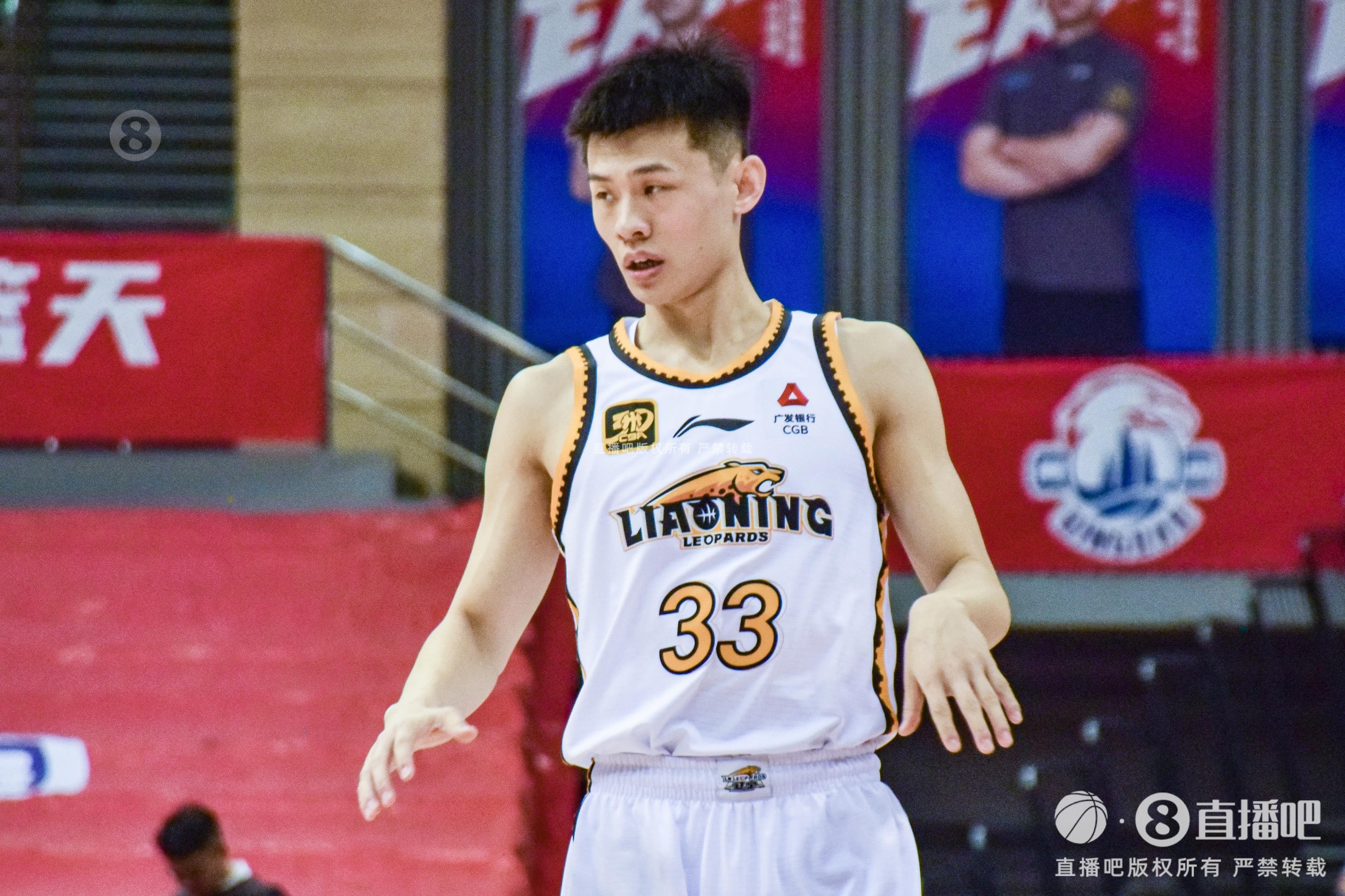 盡力了！王嵐嵚末節(jié)2記三分 全場18分鐘4中3拿到10分